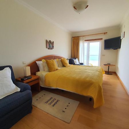 Nazare Apartamento Em Frente Ao Mar Buitenkant foto