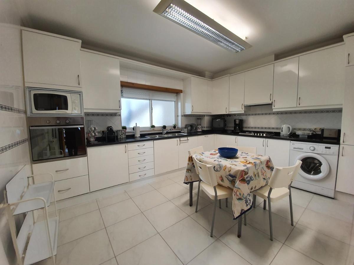 Nazare Apartamento Em Frente Ao Mar Buitenkant foto