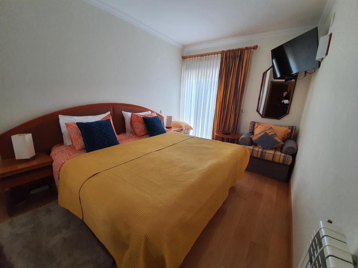 Nazare Apartamento Em Frente Ao Mar Buitenkant foto