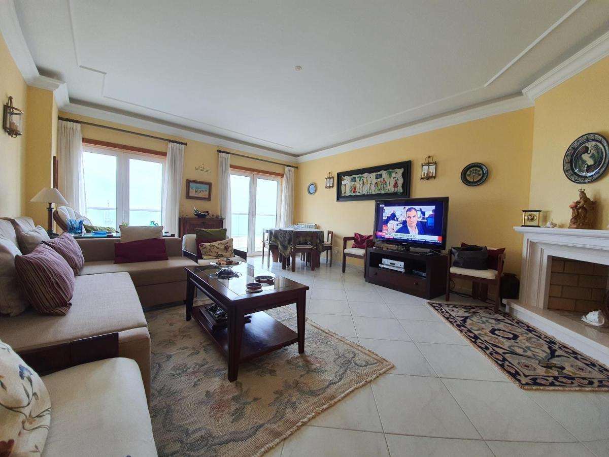 Nazare Apartamento Em Frente Ao Mar Buitenkant foto